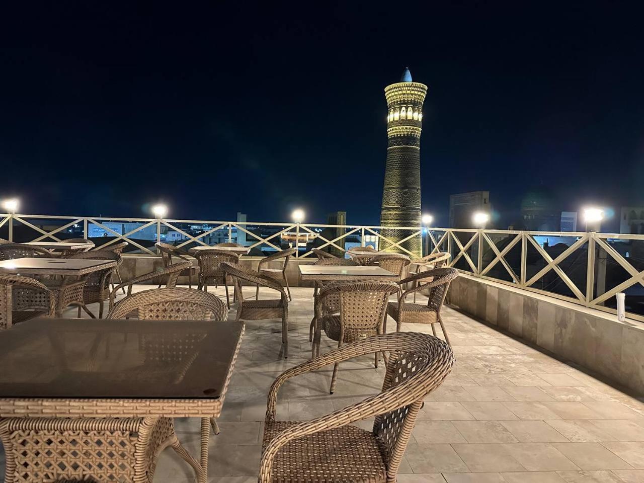 בוקורו Poyi Kalon Teracce Hotel حلال מראה חיצוני תמונה