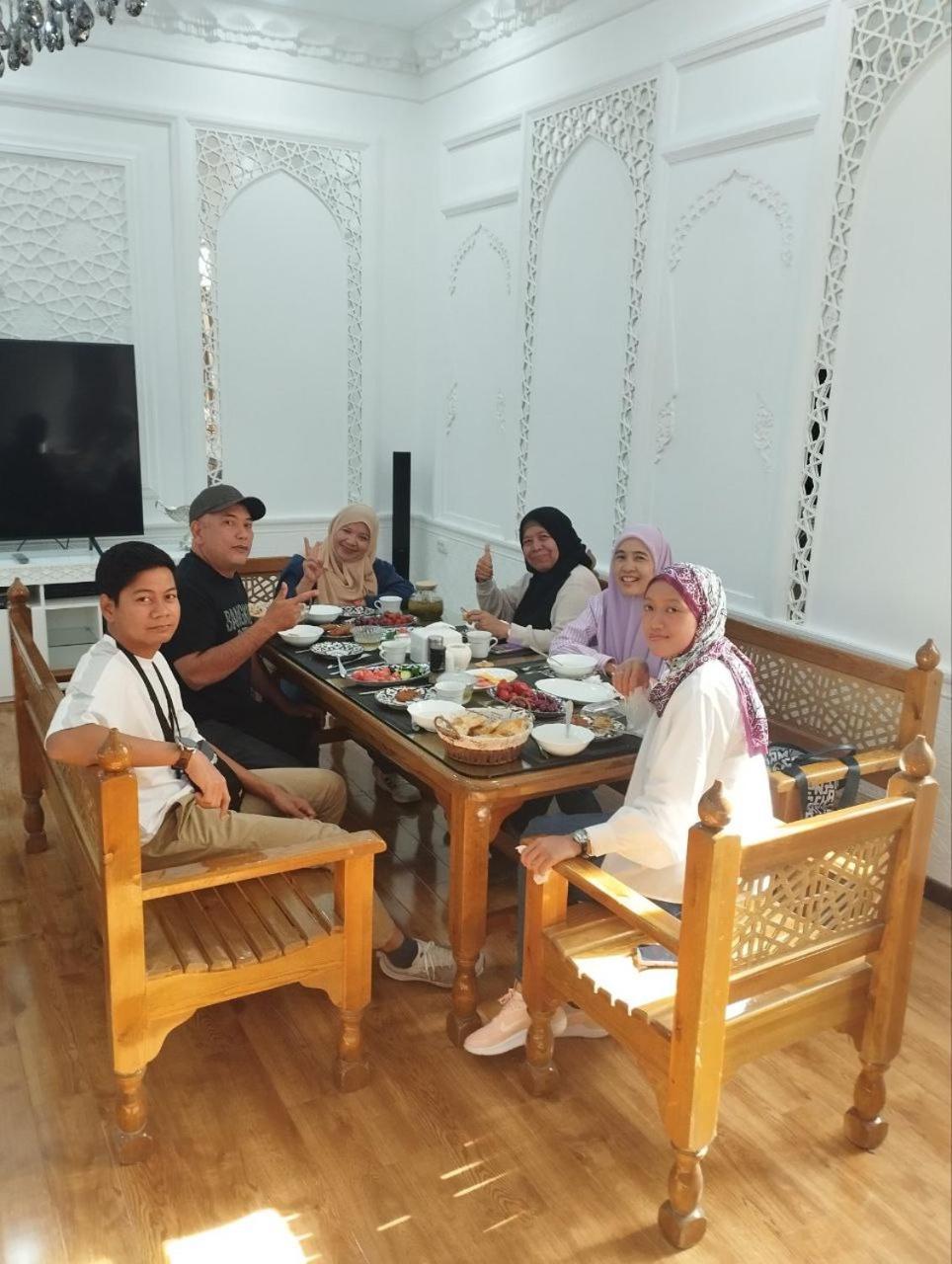 בוקורו Poyi Kalon Teracce Hotel حلال מראה חיצוני תמונה