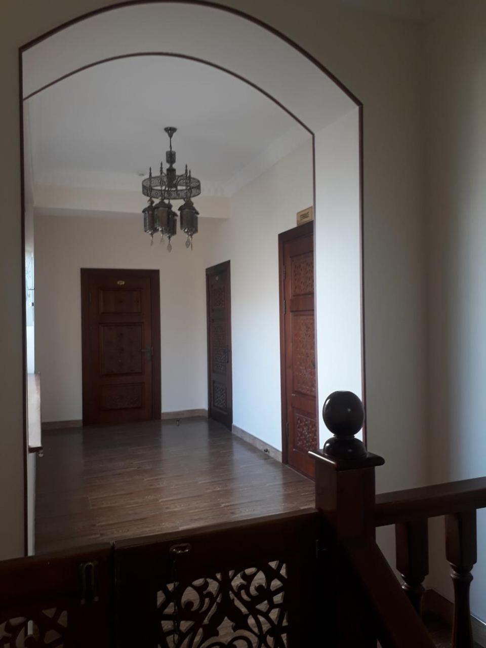 בוקורו Poyi Kalon Teracce Hotel حلال מראה חיצוני תמונה