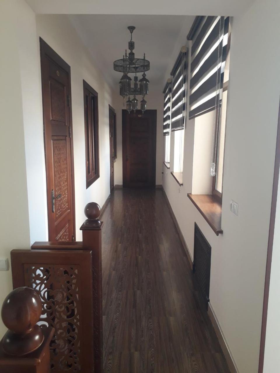 בוקורו Poyi Kalon Teracce Hotel حلال מראה חיצוני תמונה