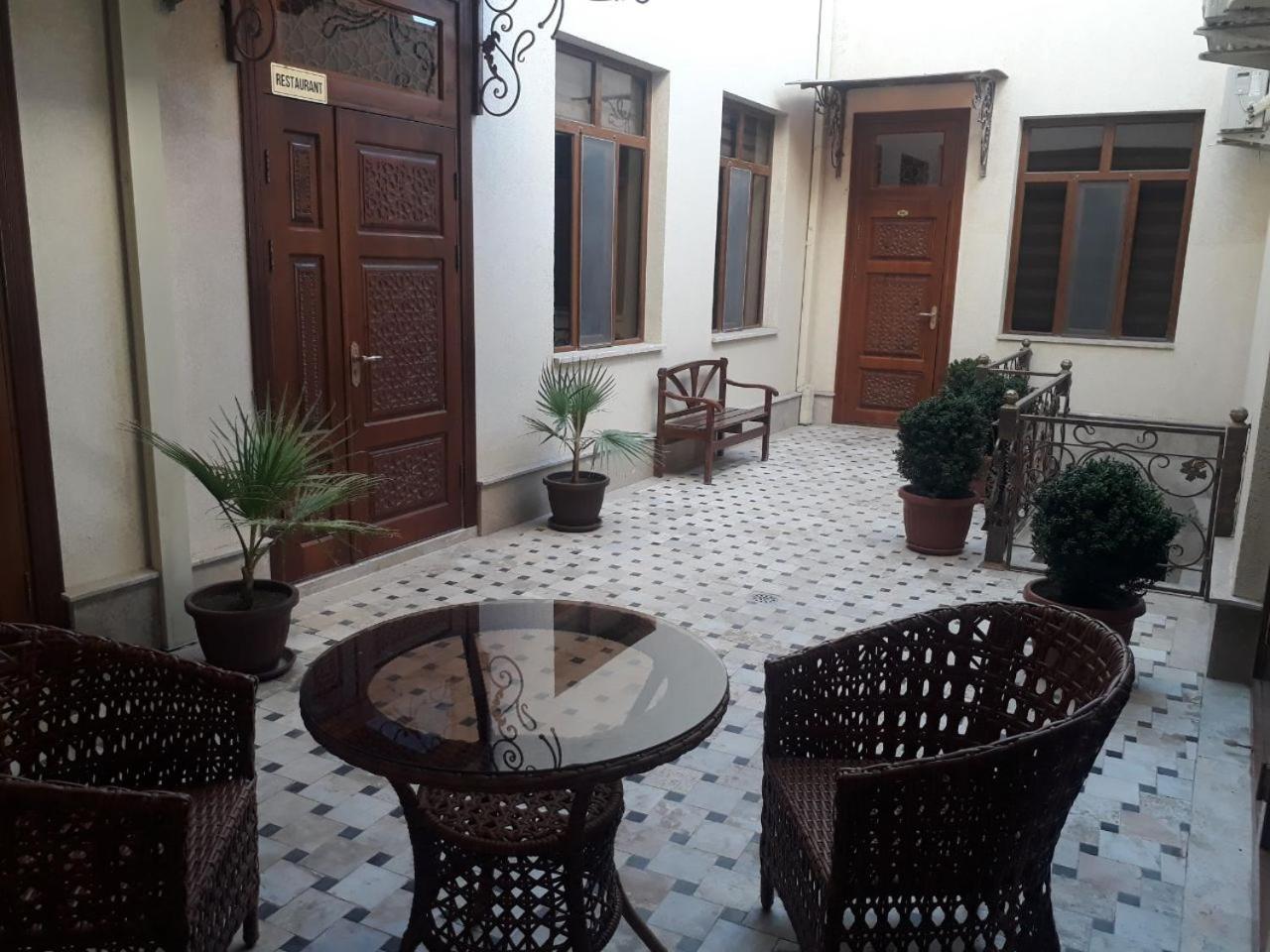 בוקורו Poyi Kalon Teracce Hotel حلال מראה חיצוני תמונה